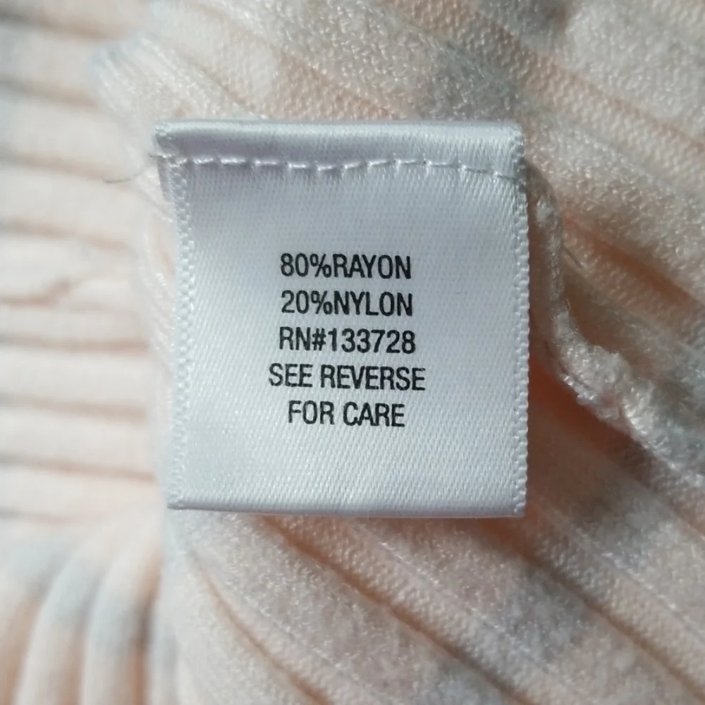 Sweater - Picture 6 of 6